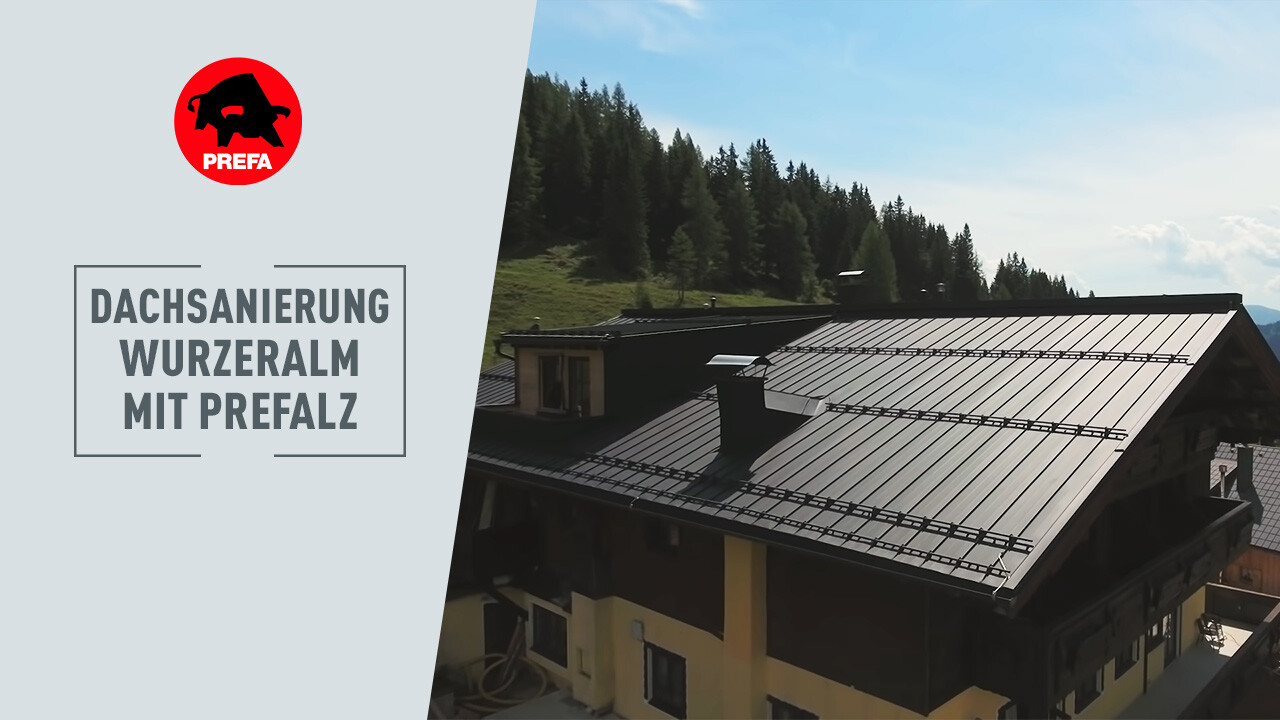 Video zur Dachsanierung der Sonn'Alm Wurzeralm in Österreich. Das Gebäude wurde mit dem sturmsicheren PREFALZ Dach in P.10 Anthrazit eingedeckt.