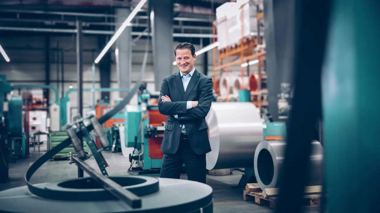 Directeur de l'entreprise PREFA Leopold Pasquali dans la production