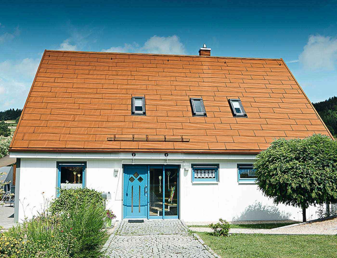 Referenze PREFA Sistemi per copertura FX.12 tetto 04 P.10 rosso cotto