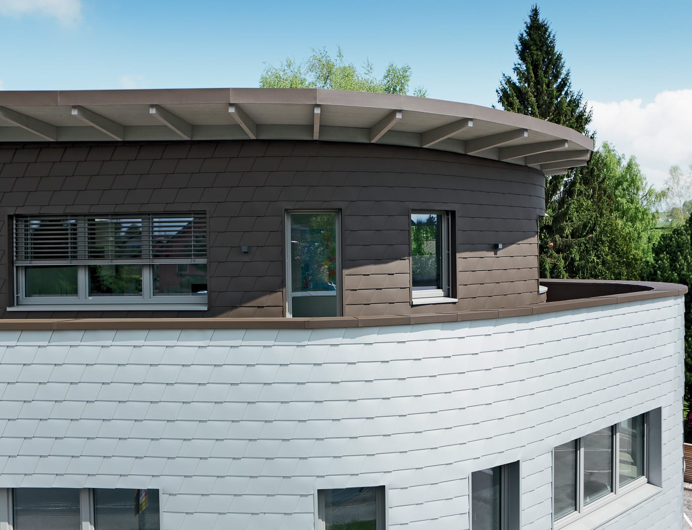 Referenze PREFA Sistemi per facciata Scandola per facciata 01 P.10 marrone